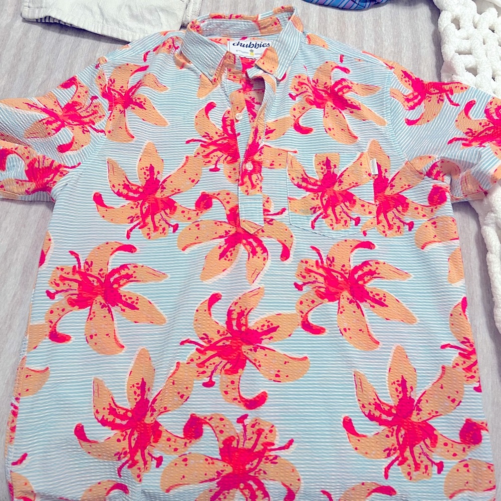 Chubbies stretch searsucker flower polo